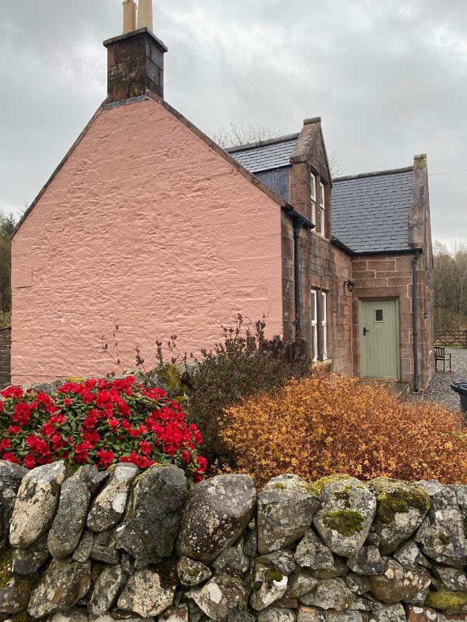 Ghillie'S Cottage Penpont ภายนอก รูปภาพ