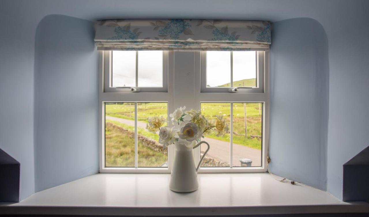 Ghillie'S Cottage Penpont ภายนอก รูปภาพ
