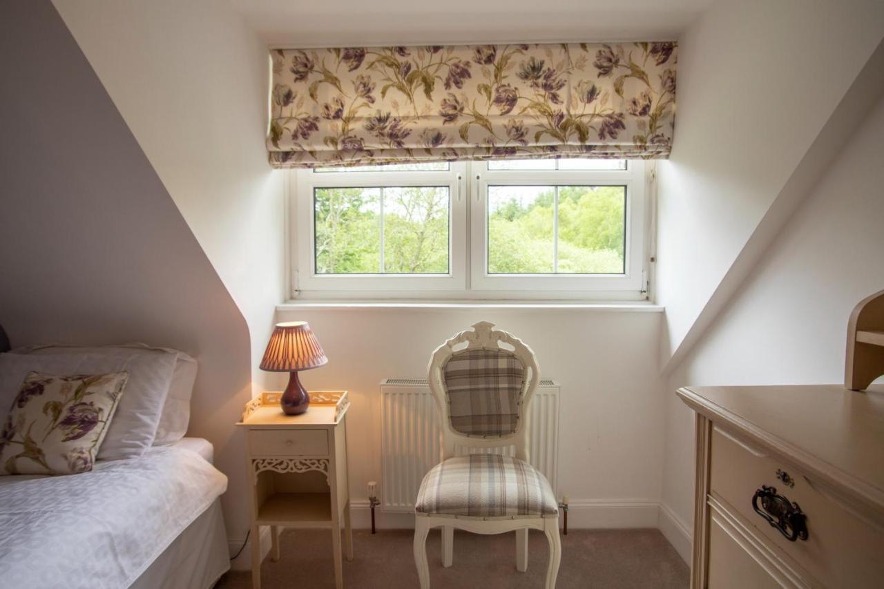 Ghillie'S Cottage Penpont ภายนอก รูปภาพ